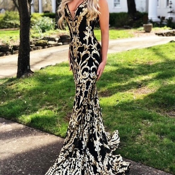 Govani dress 63349 in gold 💛